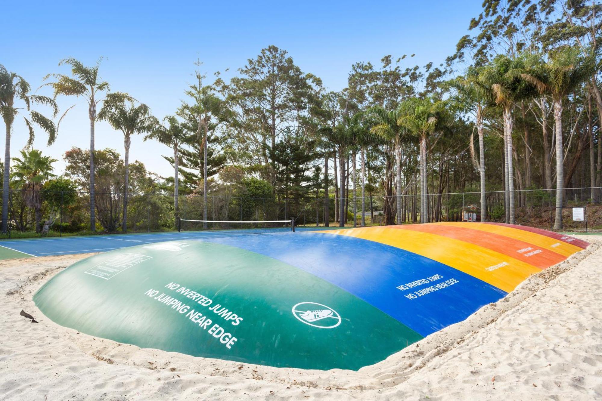 Wairo Beach Holiday Park Tabourie Lake ภายนอก รูปภาพ